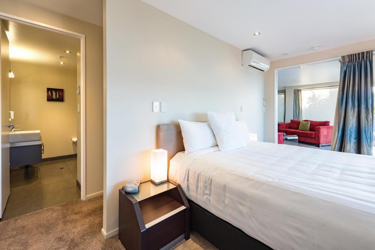 เอดจ์วอเตอร์ ปาล์ม อพาร์ตเมนต์ Aparthotel ไปเฮีย ภายนอก รูปภาพ